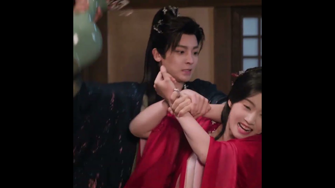 😂😂😂#youkuofficial #LoveinTheClouds #NeoHou #LuYuxiao #cdrama #cdramafyp #cdramaedit #chinesedrama