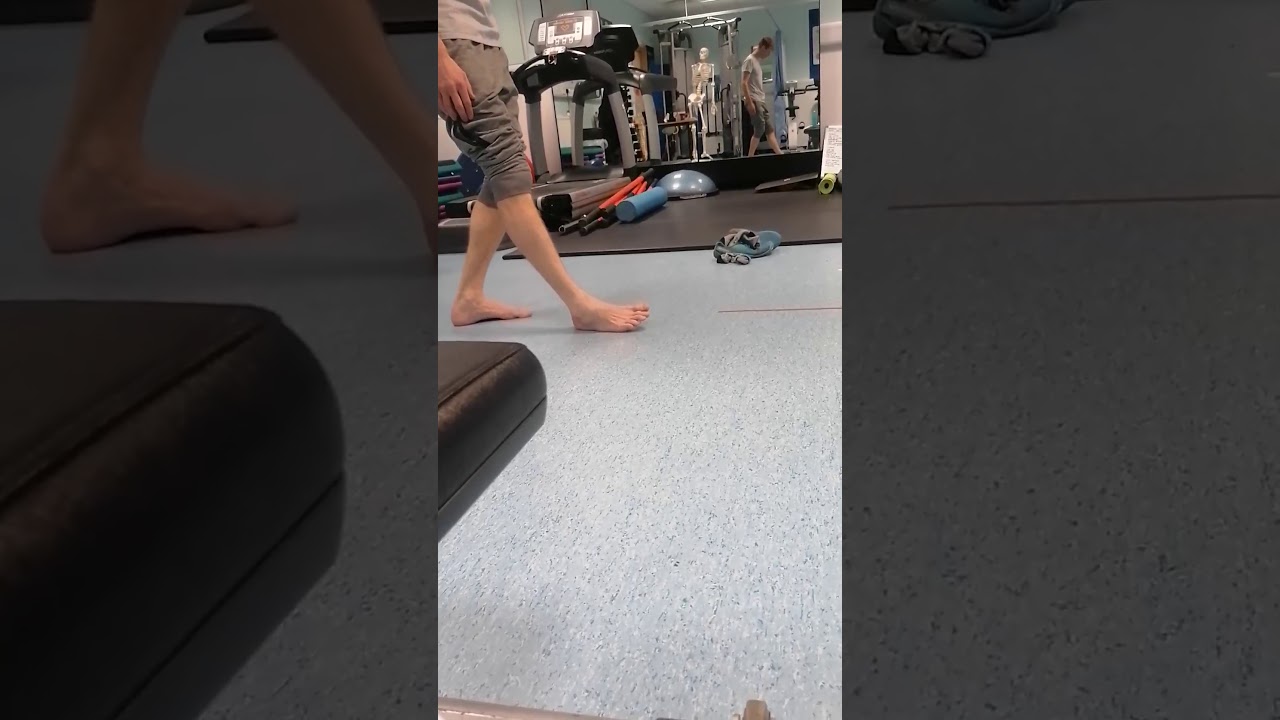 Natural foot motion in walking gait