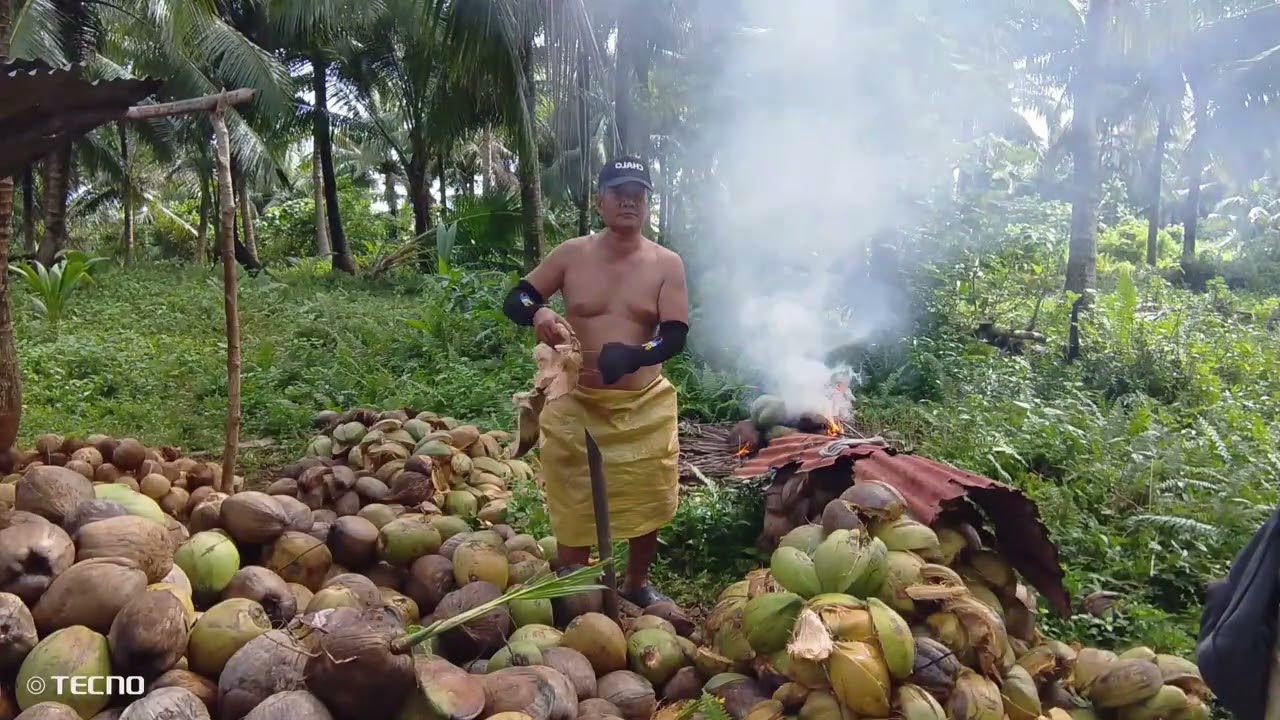 Solo Muna ako guys sa PAG balat Ng nyog, kayo Po ba marunong din?