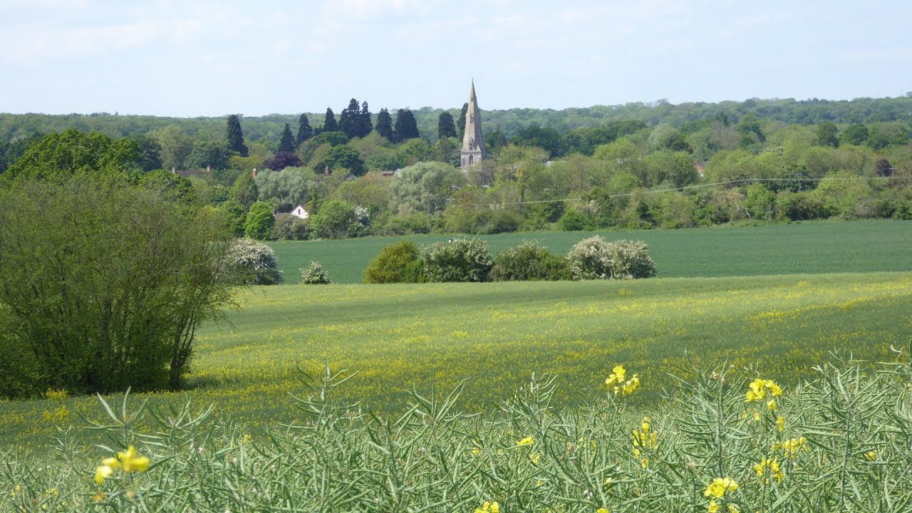Kimbolton Country Walk Scenery - Cambrisgeshire Walks - Tour England Walking Holidays UK