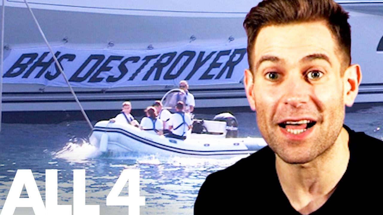 Simon Brodkin Majorly Pranks Sir Philip Green With Boat 