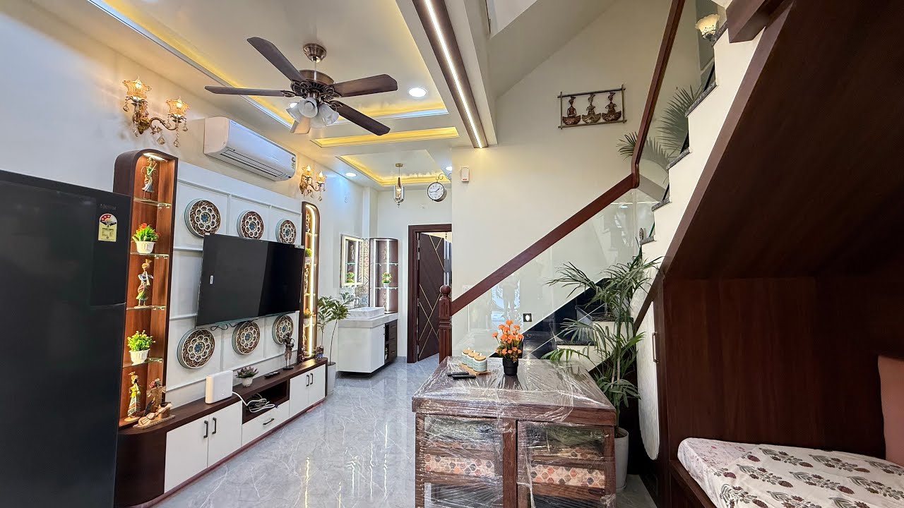 Ultimate villa in 15X62 with 4BHK 105 Gaj for sale in Mansarovar near city park 