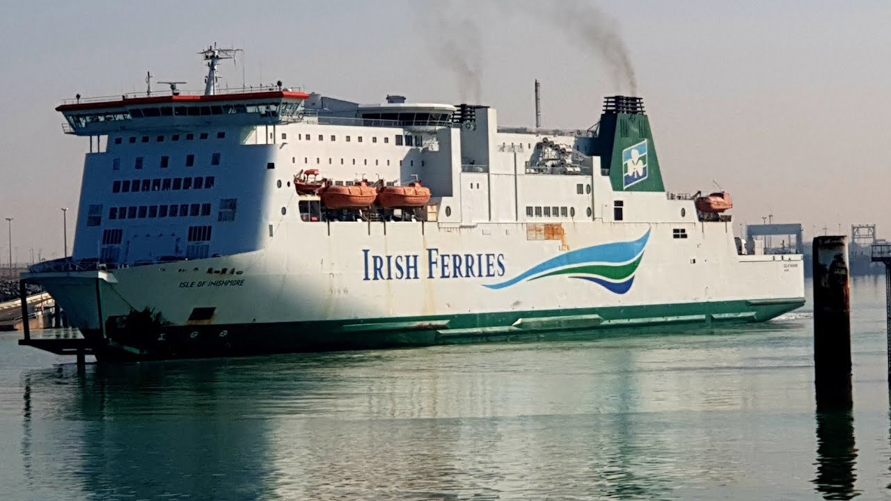 Irish Ferries ISLE OF INISHMORE departing Calais