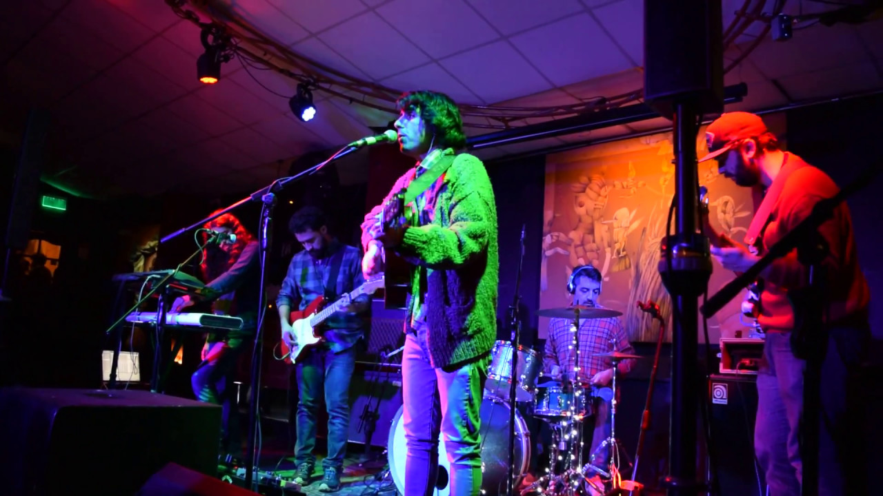 despejado - Subiendo por el río (@ Casa de salud 11-05-2017)