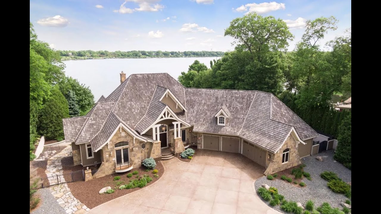 Spectacular Lakefront Home in Orono, Minnesota | Sotheby's International Realty