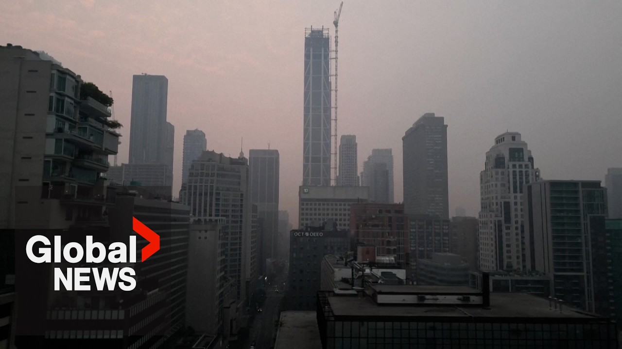 Wildfire smoke blankets Toronto as Ontario air quality deteriorates
