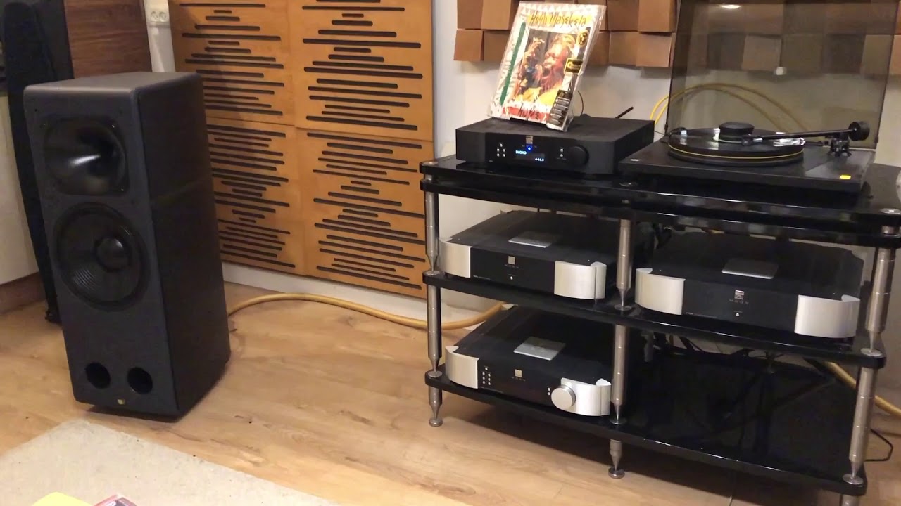 Mofi  - ULTRADECK Turntable , ארמה אודיו  מציגה  -  פטיפון הי אנד מדהים