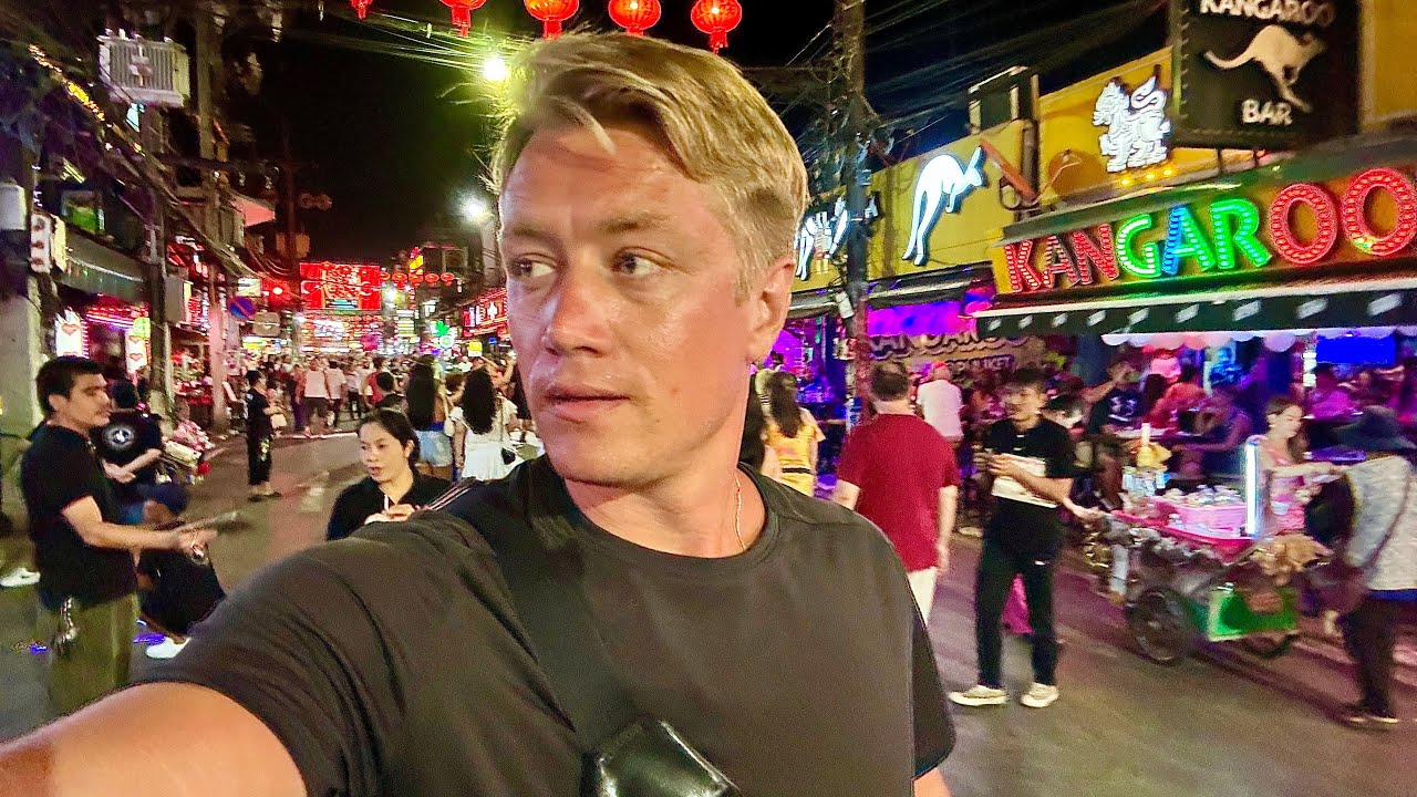 ПРИСТАЮТ ТРАНСЫ! ЛЮДЕЙ ТЬМА! Вечер на Патонге. Таиланд 2024 Patong Beach