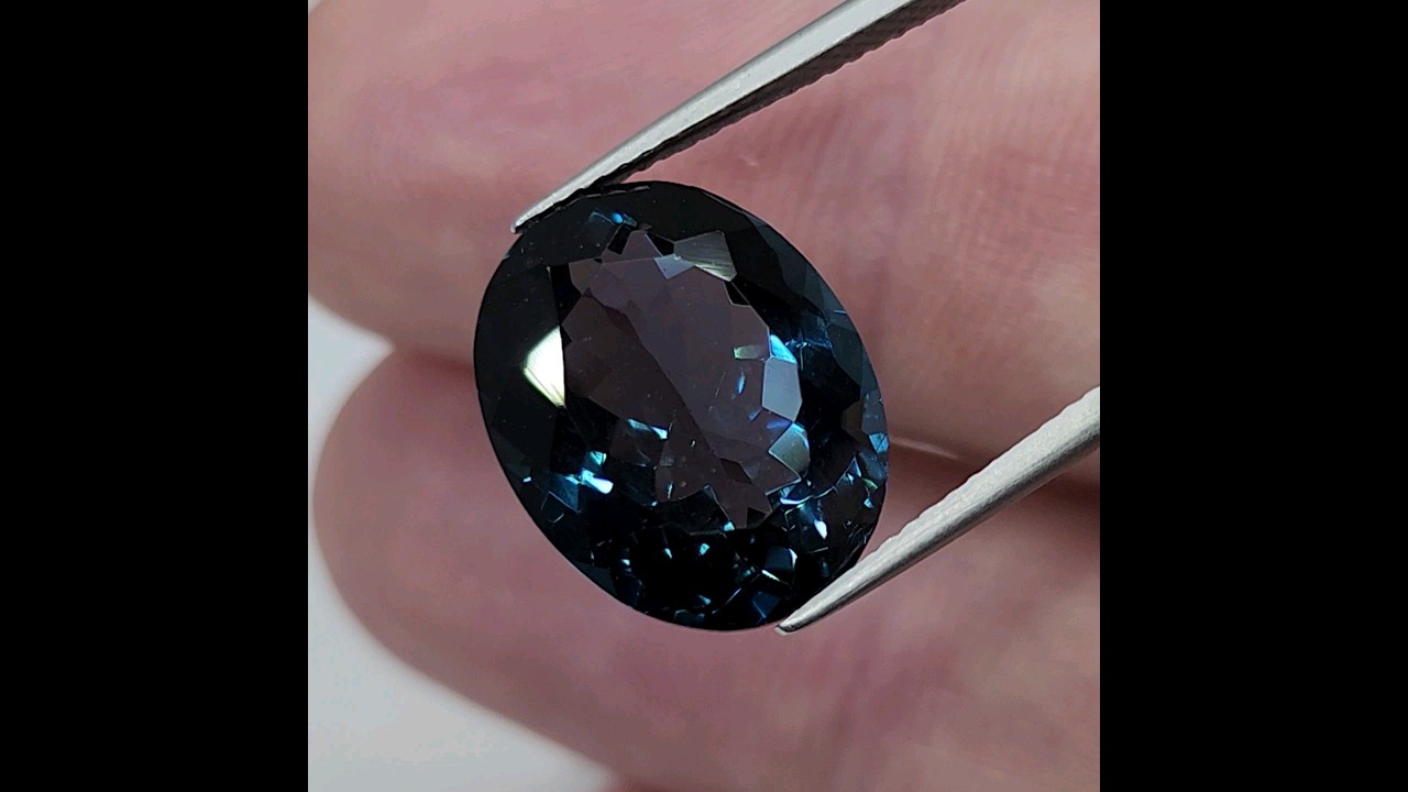 Natural London Blue Topaz, 11.54 carat