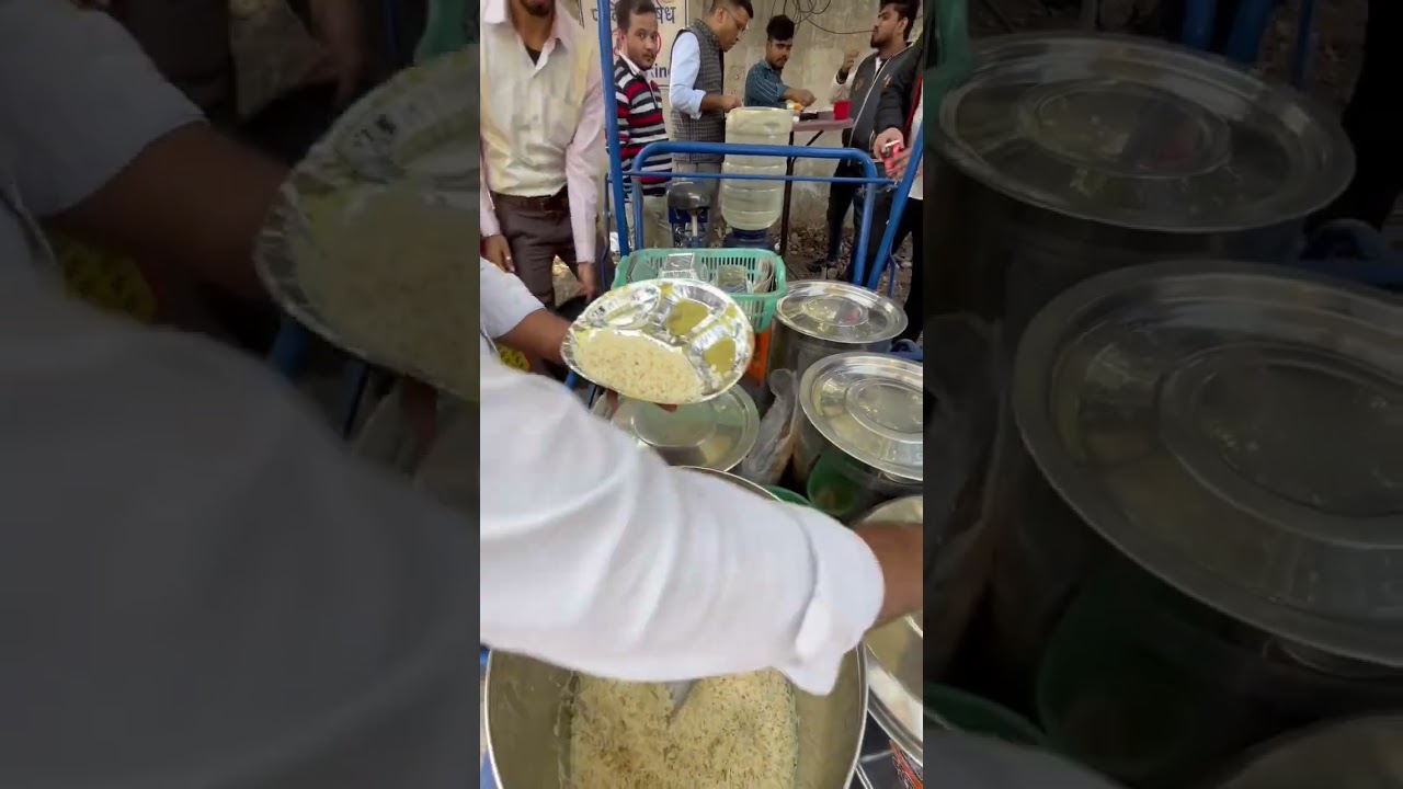 Noida Sector 16 metro 50₹ Thali Street food | Office Plate #shorts #streetfood #indianfood