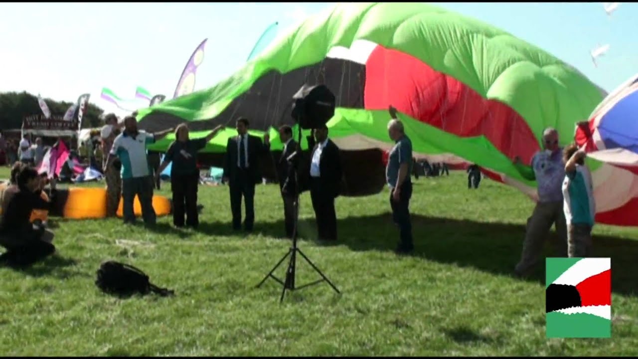 Alfarsi kites team  (England-Bristol) 2009 فريق القارسي للطاىرات الورقيه