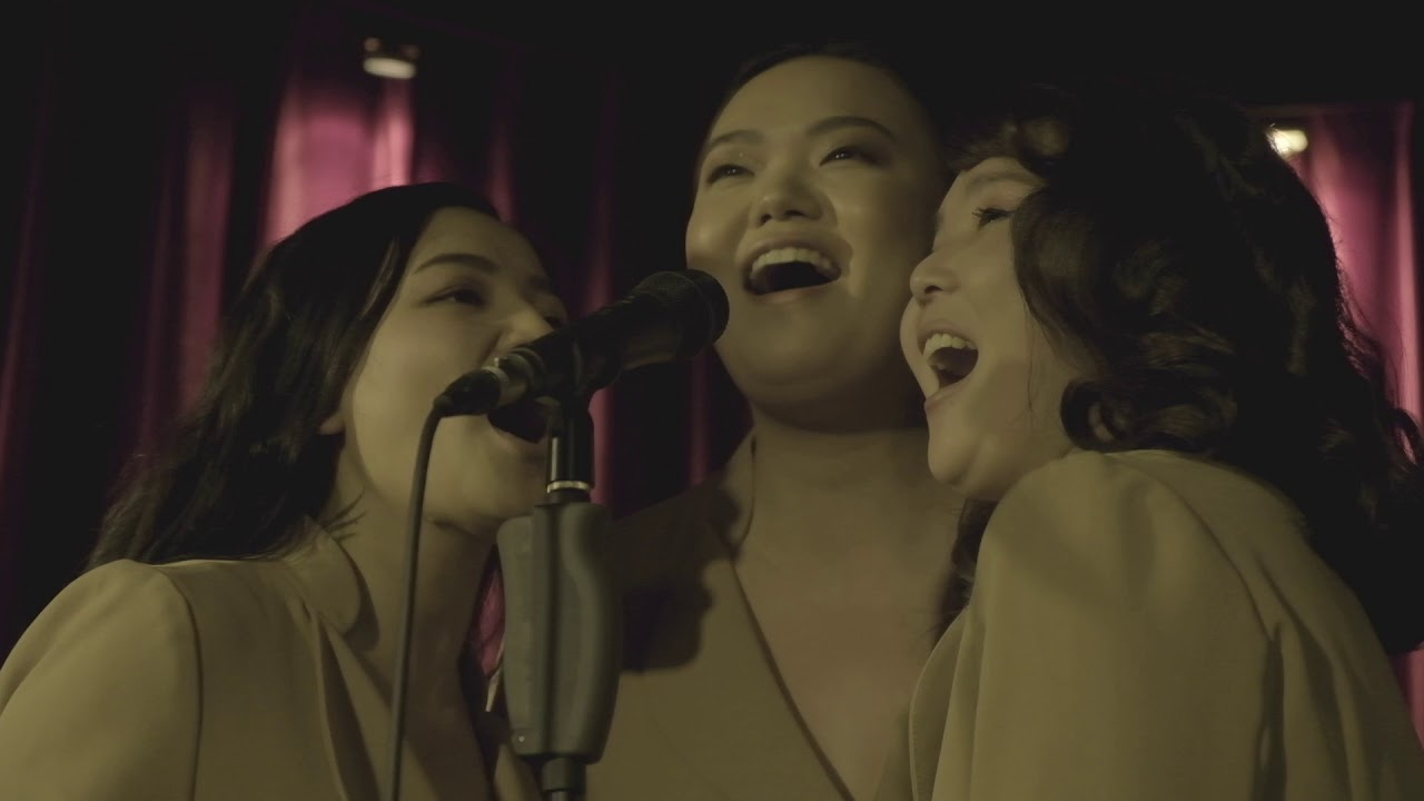 Enji's Sisters - Bei Mir Bist Du Shein (Live at the Fat Cat Jazz Club, Ulaanbaatar)