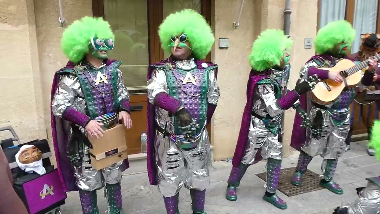 470 CARRUSEL DE AGRUPACIONES. DE CARNAVAL DE ALCALA REAL EN PLAZA. DEL AYUNTAMIENTO-PLANETA AGOSTINI