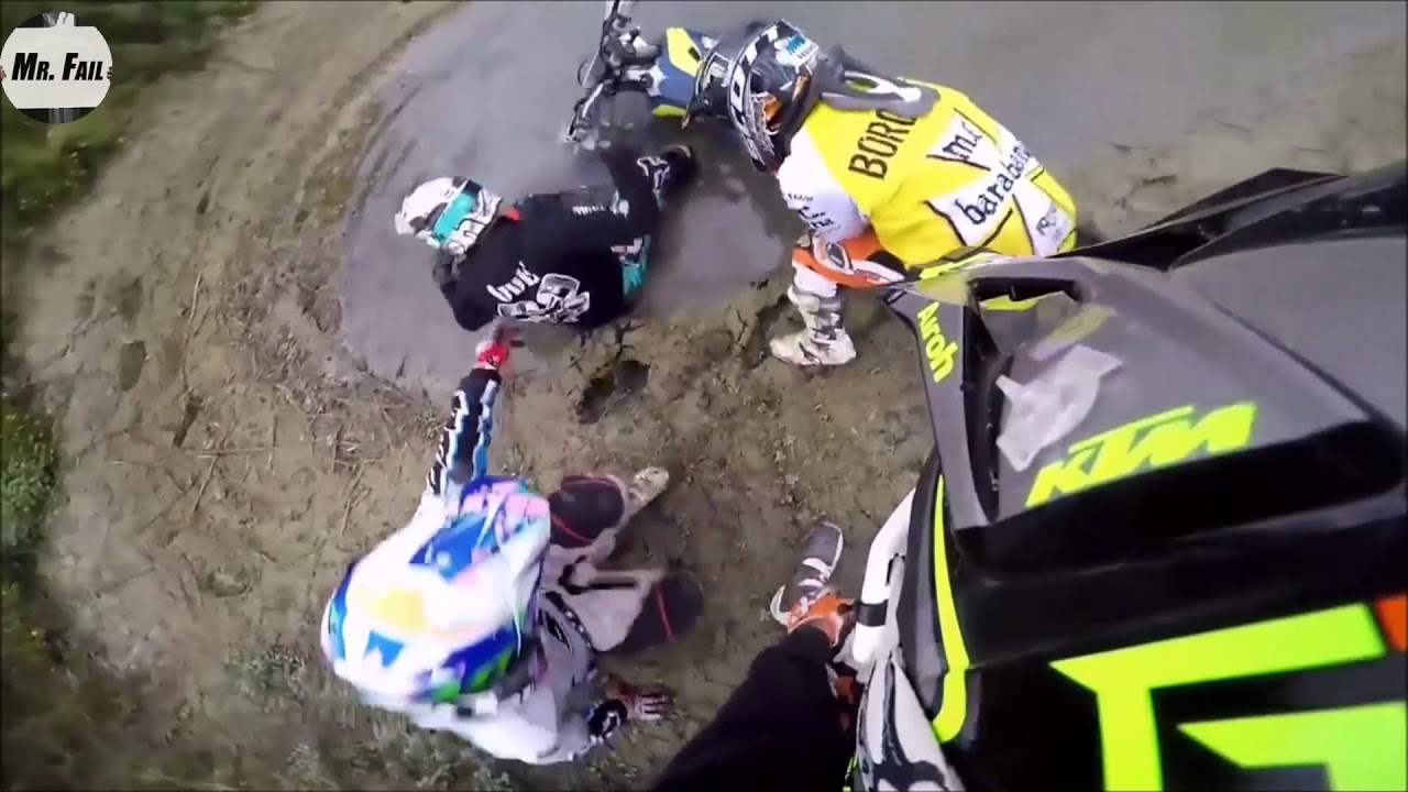 Motorcycle Crash Compilation 2017 - Fail Compilation #2