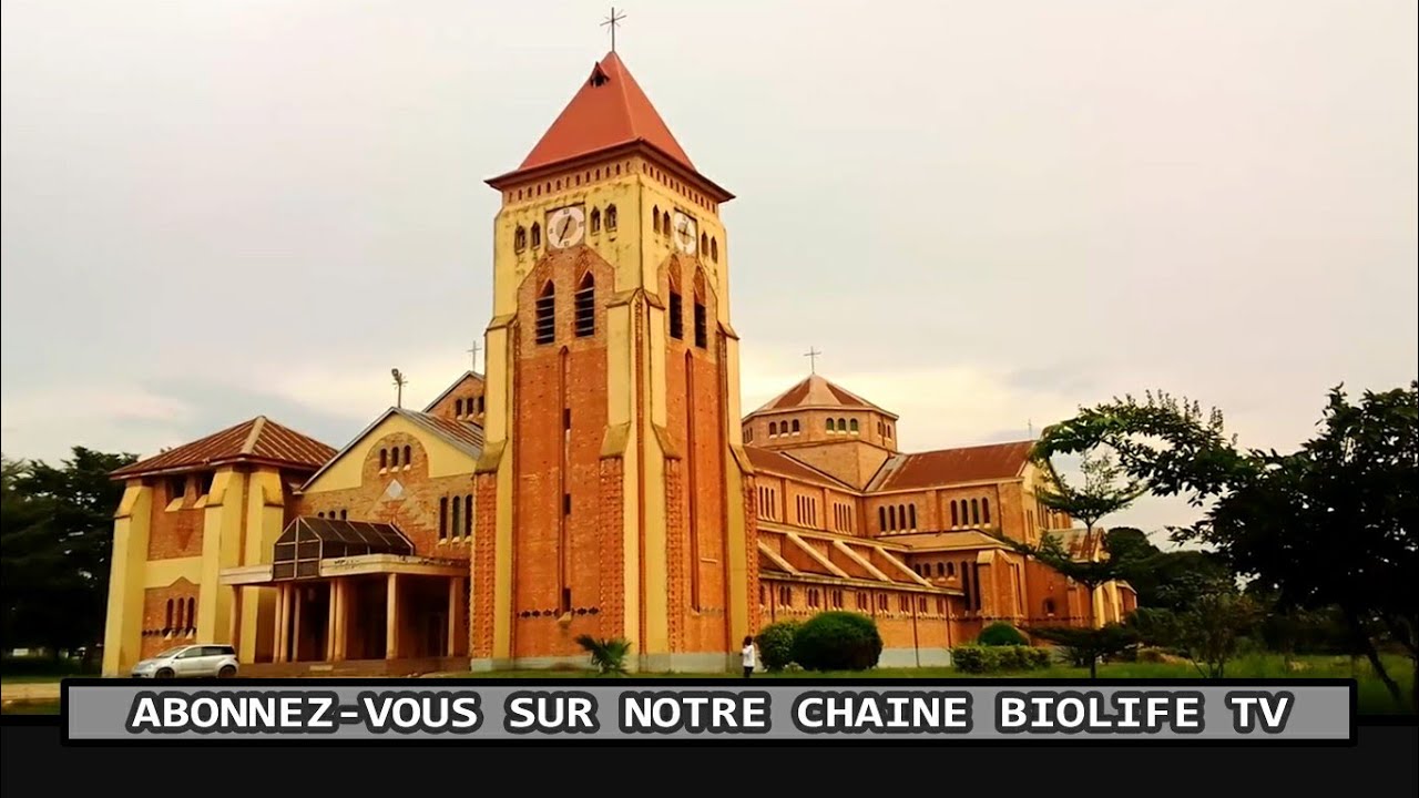 VOICI LA CATHÉDRALE DE KISANTU BONNE FÊTE DE PÂQUES À TOUTE ET À TOUS