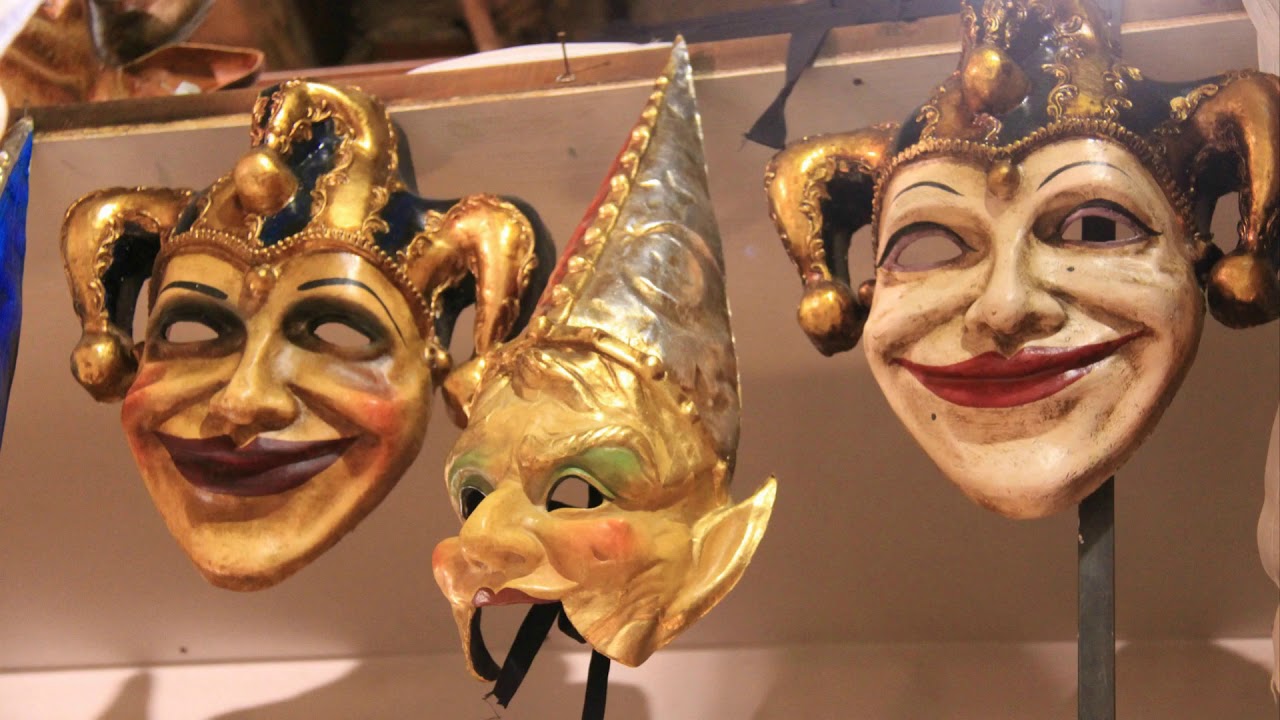 VENISE  FABRIQUE ARTISANALE  DES MASQUES VENITIENS