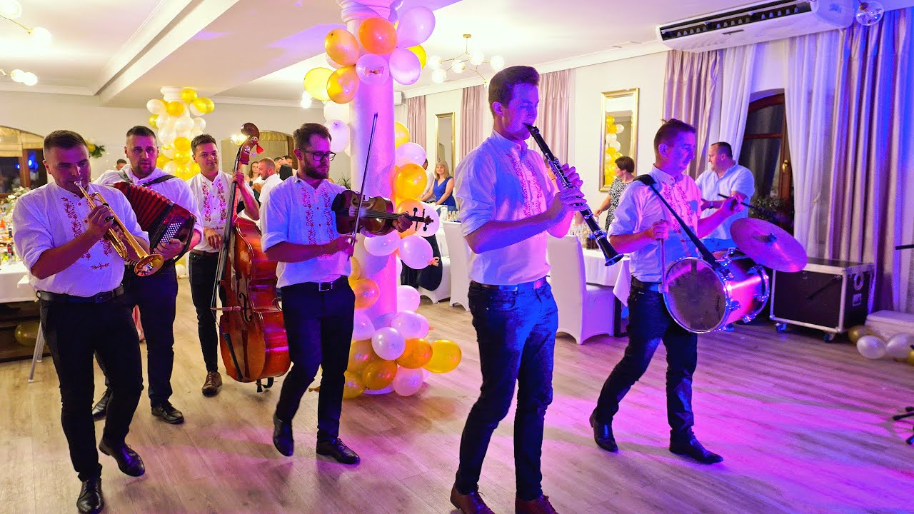 Zespół Folk. Biesiada 11/10 :-) Restauracja Hotel Perła Dunajca. RYSZARD PTAK  FOTO-VIDEO-DRON