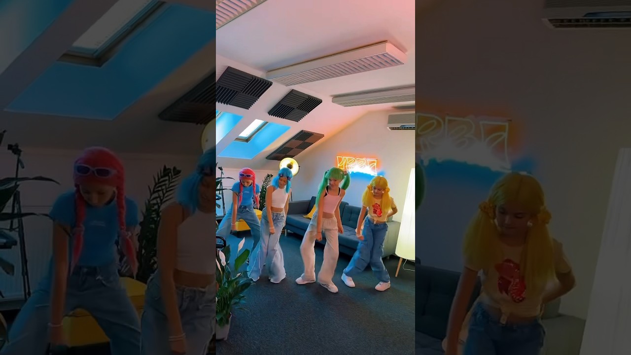 Kdo se chyst&aacute; o v&iacute;kendu na Cool Tour do Svitav nebo Strakonic, usly&scaron;&iacute; &uacute;plně poprv&eacute; na&scaron;e new songy😍