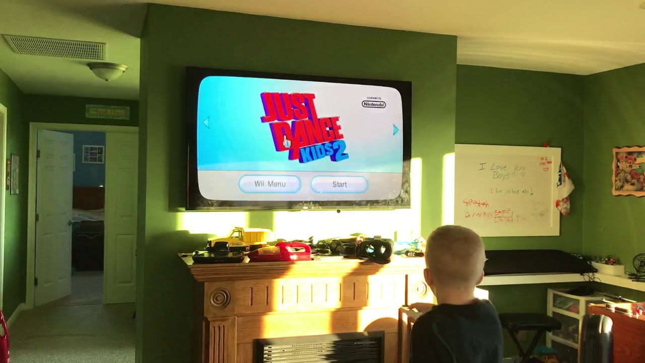 Me playing a song 2 [Just dance kids 2]