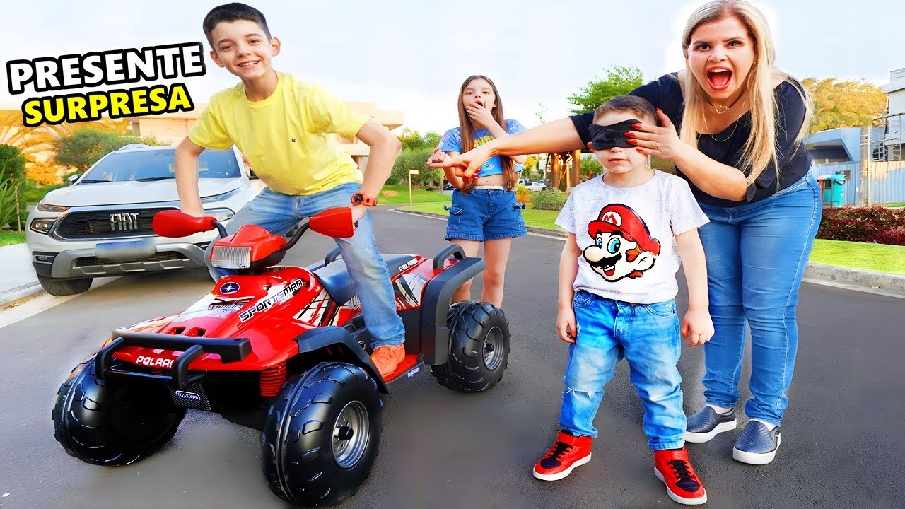 SURPREENDI MEU IRM&Atilde;OZINHO com UM PRESENTE dos SONHOS DELE!!! - Piero Start