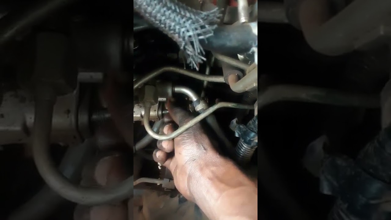 How to remove a fuel pressure regulator sensor of a Isuzu Dmax(4JJ1 engine)