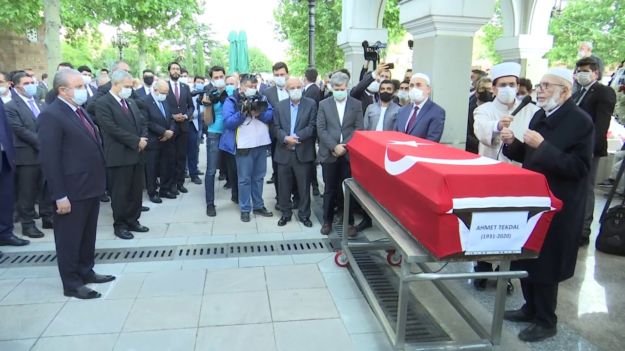 TBMM BASKANI SENTOP AHMET TEKDAL CENAZE TORENI