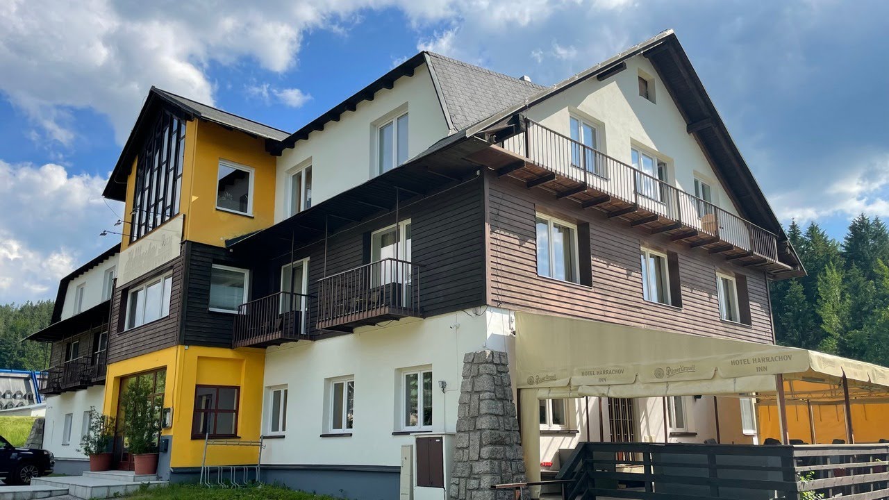 Hotel Harrachov Inn