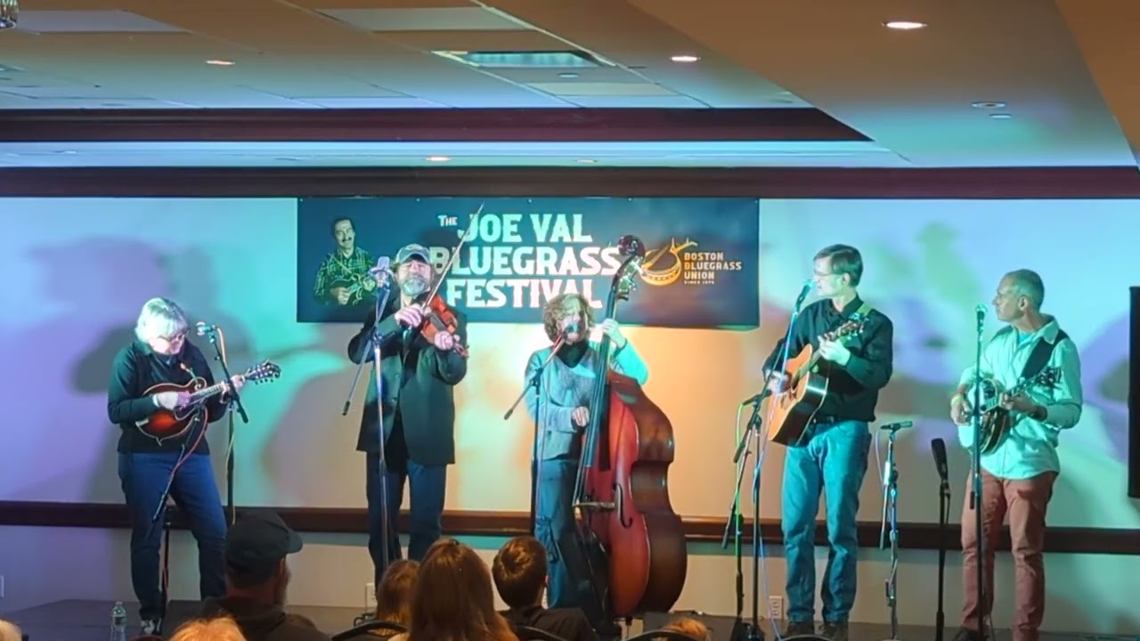 Foggy Mountain Top - The Chickenshack Bluegrass Band (Carter Family cover)