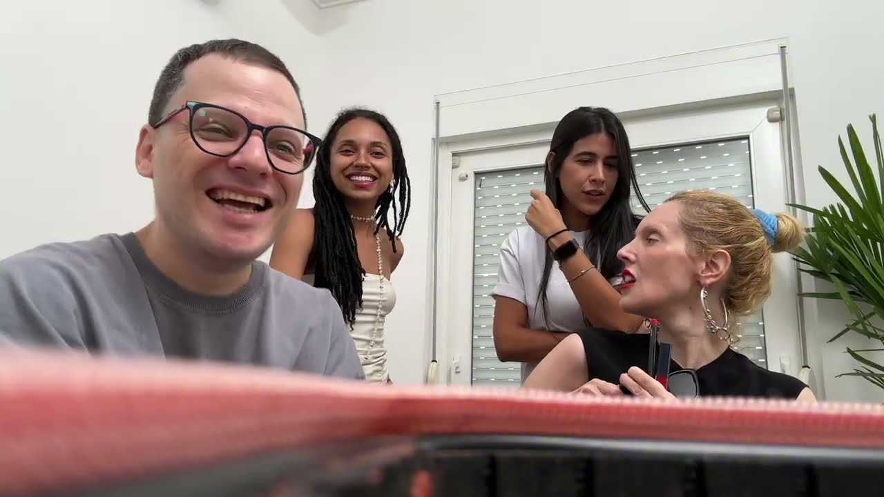 super estreia do canal JANA FOX