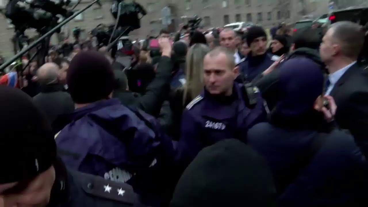 ❗🎥 На живо: Президентът Румен Радев напуска 
