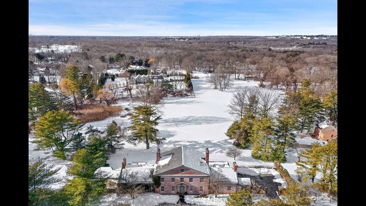 188 Round Hill Road, Greenwich, CT