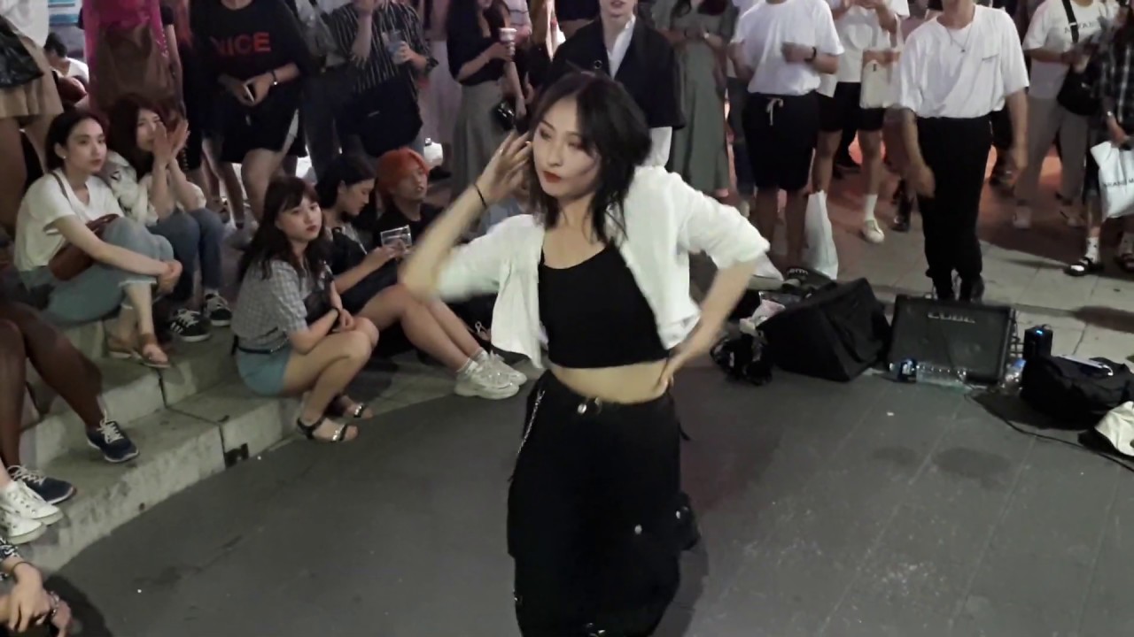 PARADOX. CHUNGHA 'GOTTA GO' COVER. FASCINATING PERFORMANCE.