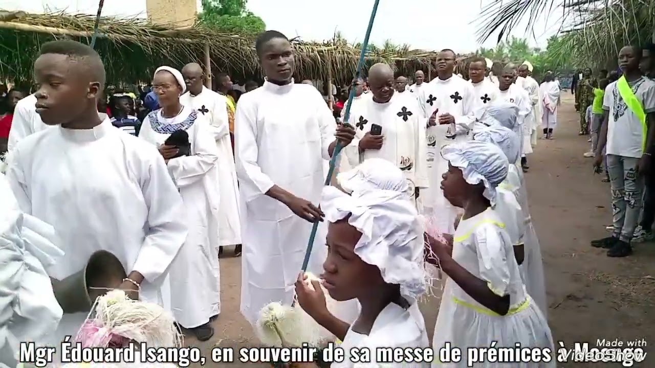 Messe de prémices Mgr Édouard Isango à Moenge