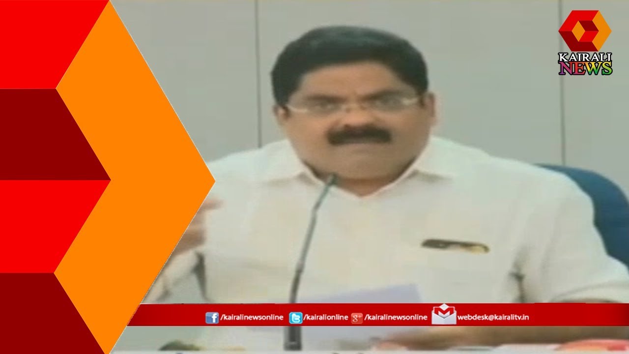 കേരള കോണ്‍ഗ്രസ് നേതാവ് സജി മഞ്ഞക്കടമ്പില്‍ മാധ്യമങ്ങളെ കാണുന്നു