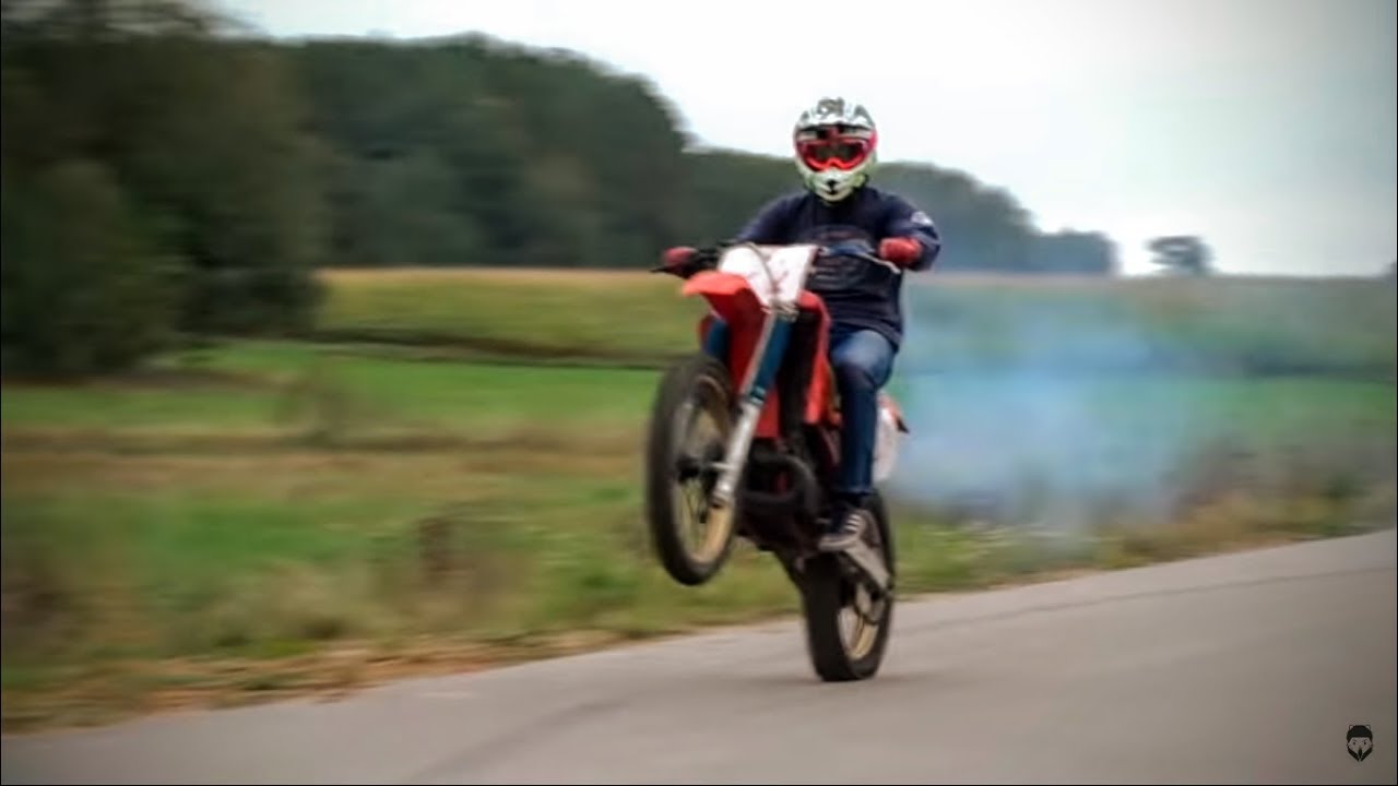 PRÓBOWAŁA MNIE ZABIĆ 😱 Honda CR500 😻
