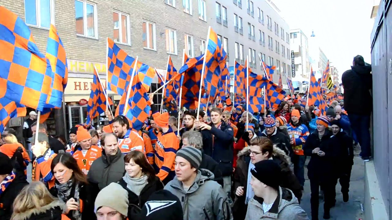 Bollnäs flames går till studenterna