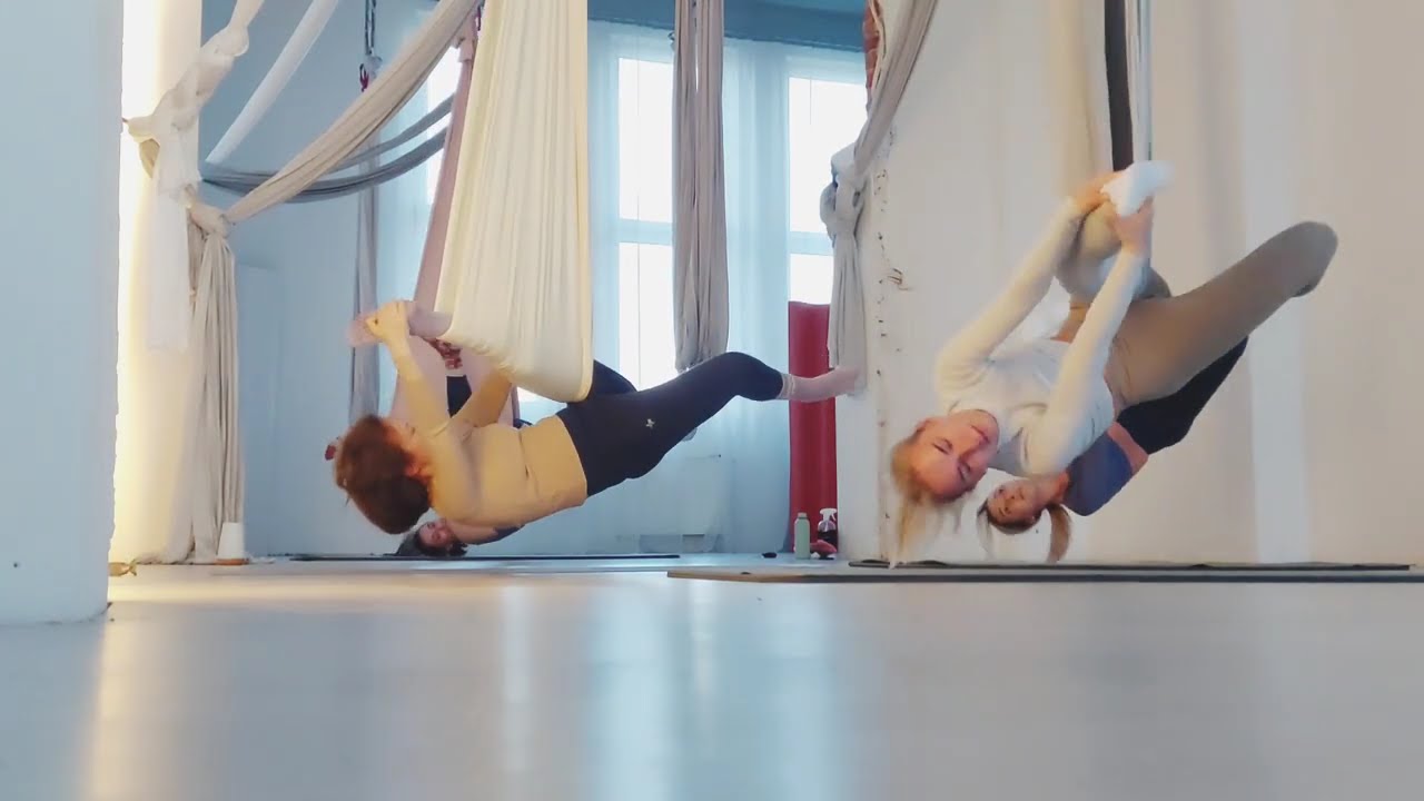 Aero Hamak ^,^ #aerialfitness #aerialhammock #stretching #aerialdance #gdynia