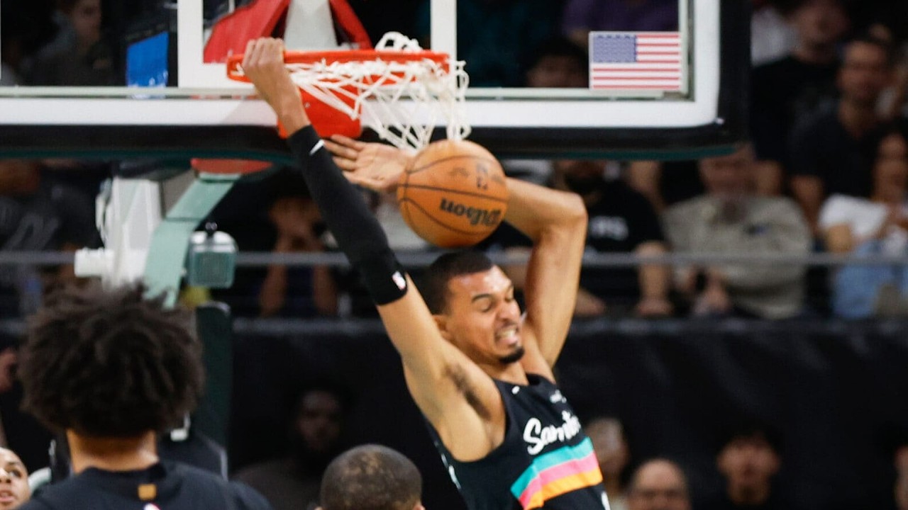 Wemby Crazy Windmill Dunk 28 Pts 4 Blocks vs Kings!