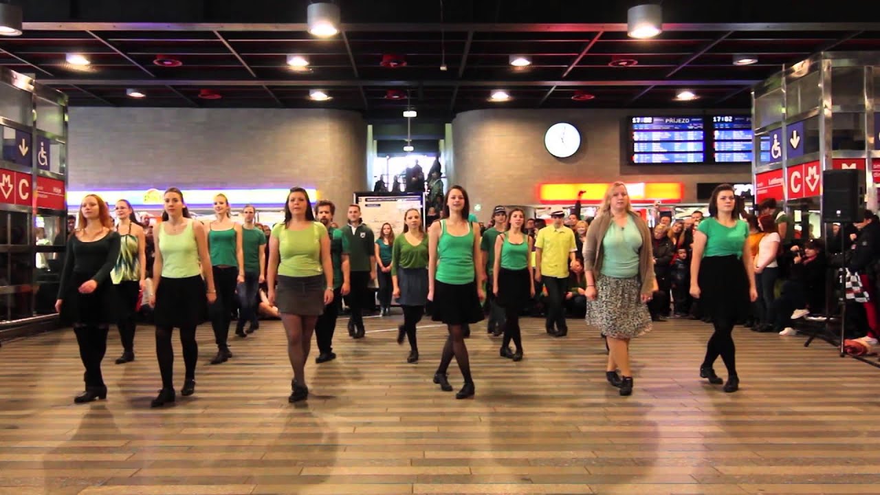 St. Patrick dance - Praha, Hlavní nádraží 17. 3. 2015