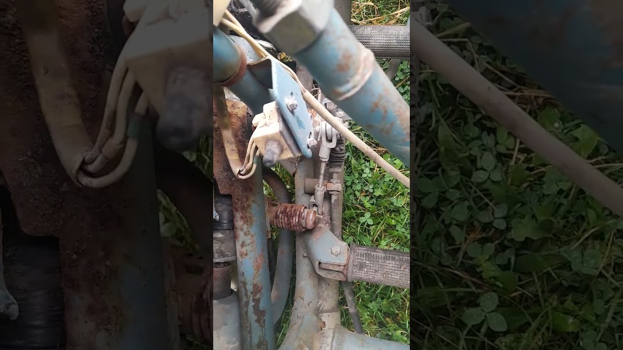 Дніпро 11  1993 року випуску з пробігом 2445 км,  перший раз купив мотов такому стані 