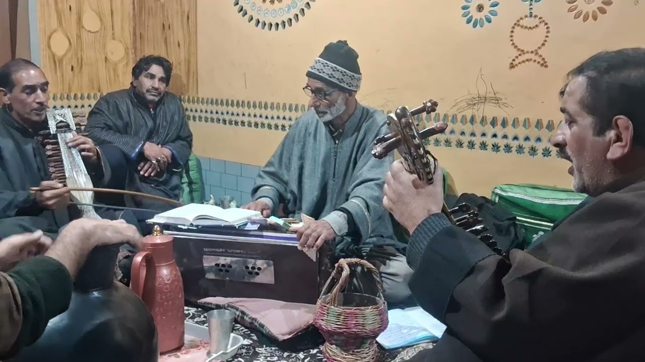 Kalami Abdul Ahad Zargar Ra #kashmir #sufi #singer #Abdul Ahad Tali #with #party #sufism #voralvideo