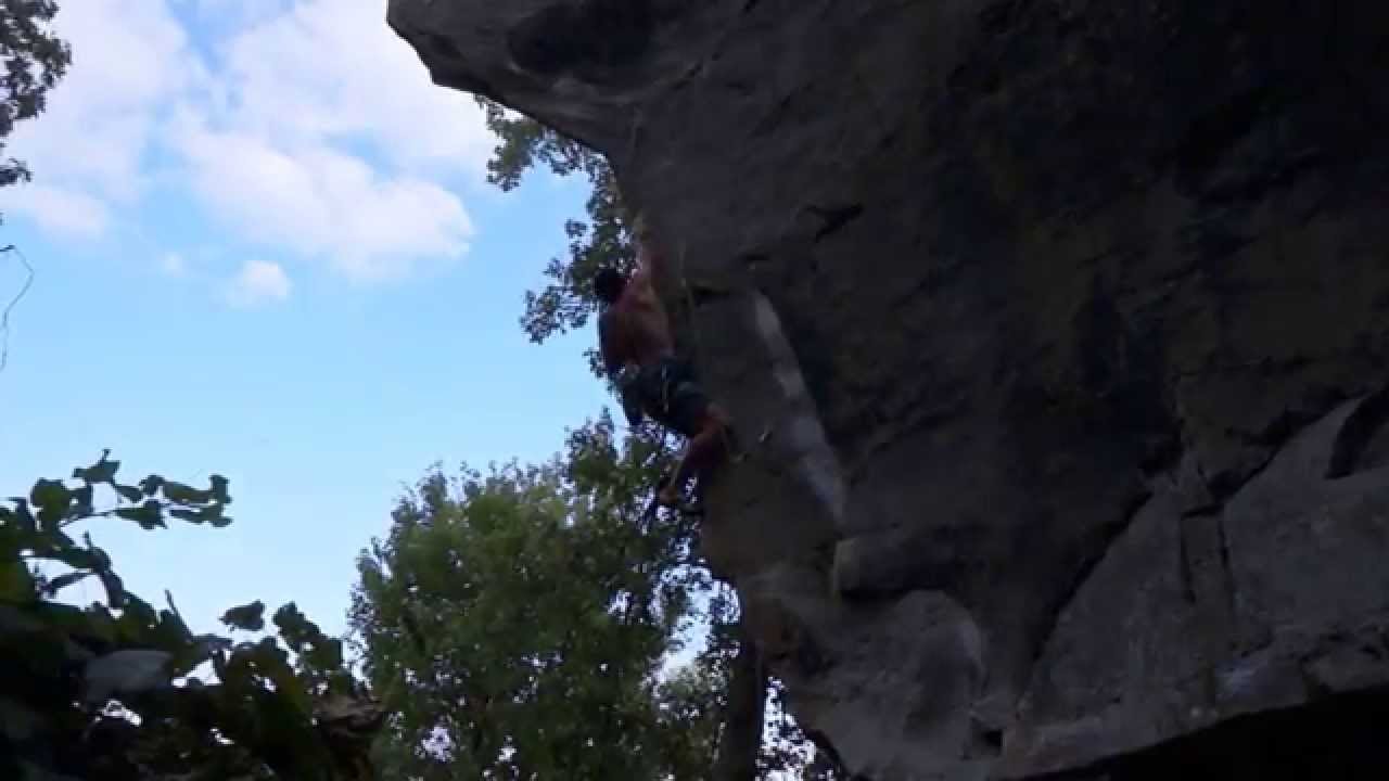 Alex Honnold climbing Cradle of the deep  5 12d