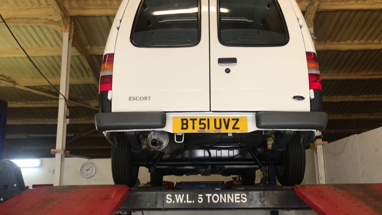 Ford Escort Van MK6 Undercarriage Video - Bradley James Classics