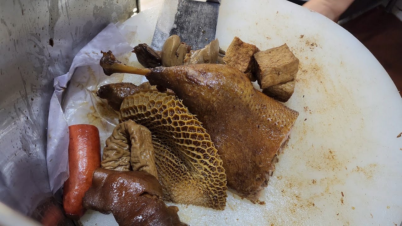 Hongkong Yummy Goose #StreetFood Marinated#Beefshank #PigBelly #PigEars #deepseek #chatgpt #grok5
