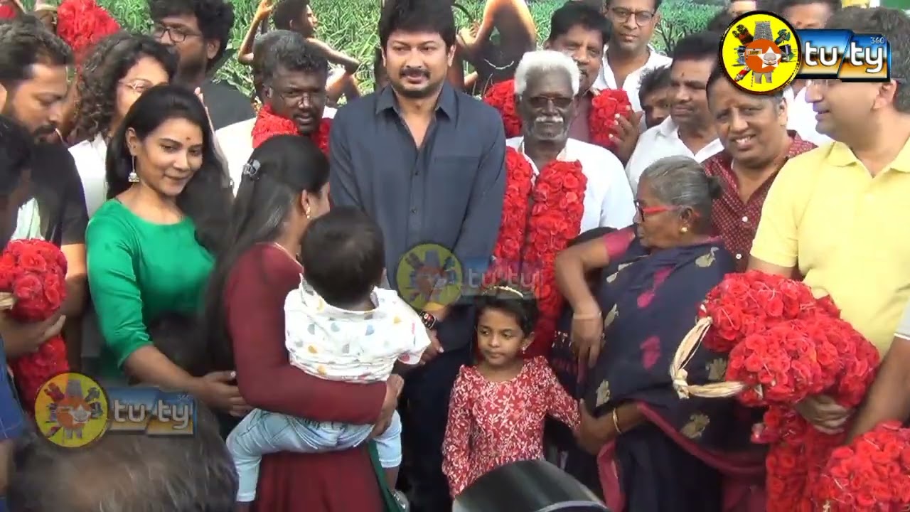 வாழை திரைப்பட பூஜை | மாரி செல்வராஜ் | உதயநிதி ஸ்டாலின்