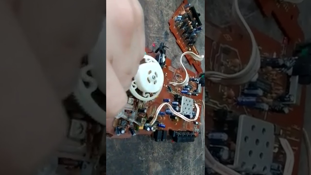 Chia sẻ kinh nghiệm sửa radio đài cassette Sony 1000s
