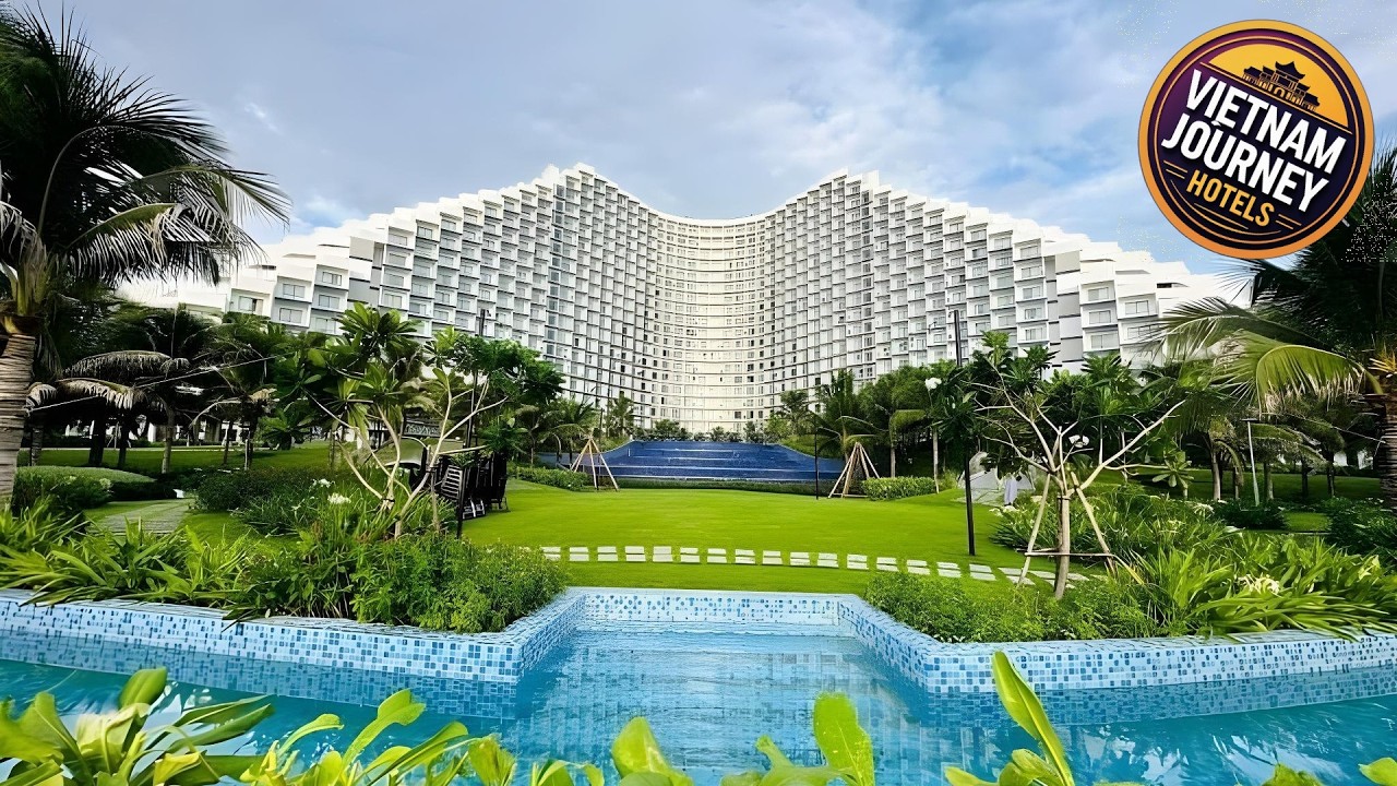 SeaView Cam Ranh Near The Airport | Nha Trang, Vietnam | Hotel Review 🛏️
