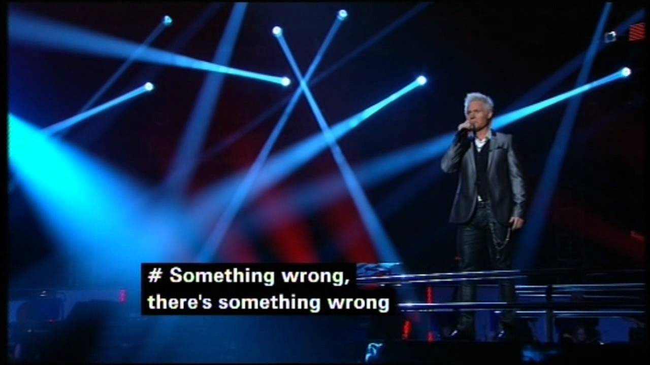 Rhywbeth o'i Lê (with subtitiles) - Rhydian