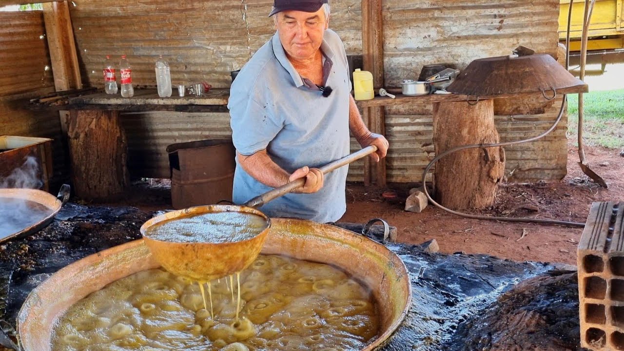 ELE FAZ AÇÚCAR MASCAVO