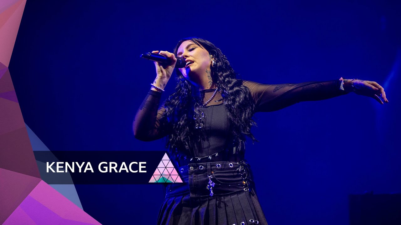 Kenya Grace - Strangers (Glastonbury 2024)